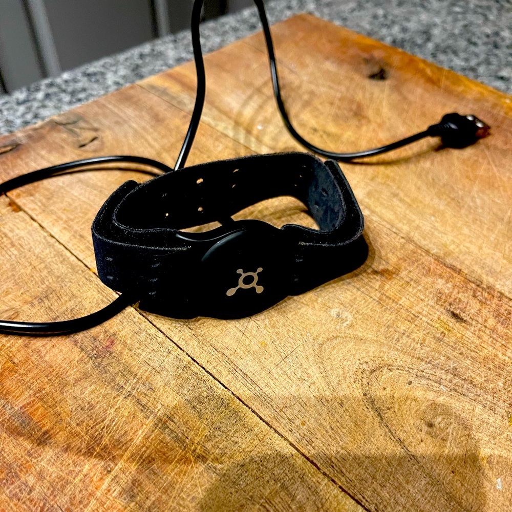 Orangetheory Heart rate monitor, comes with charger. Like new used for a month.